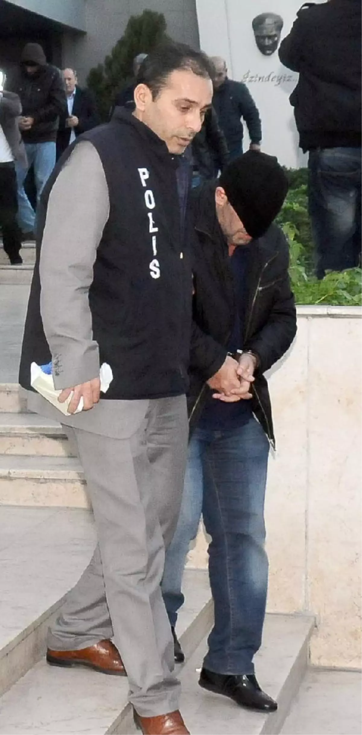 Müzik Dünyasını Şok Eden Tutuklama