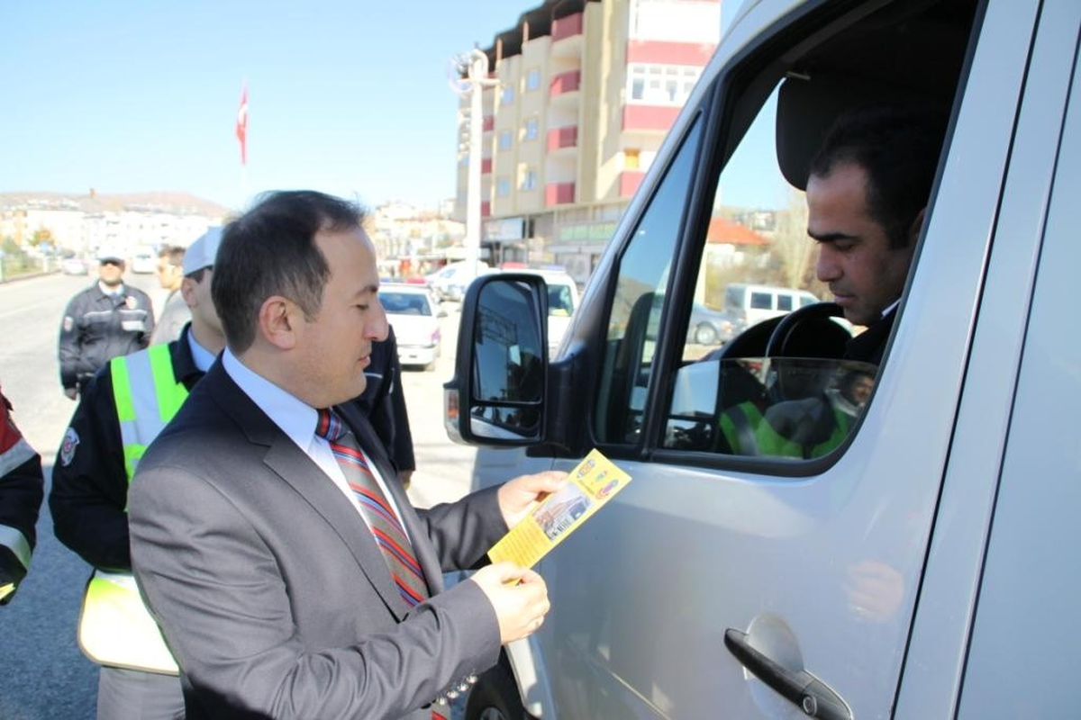 Kaymakamdan Sürücülere "Kış Lastiği" Uyarısı