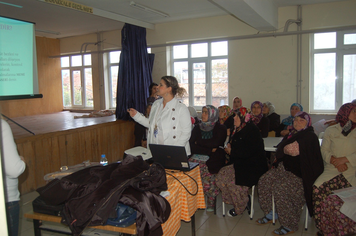 Köylü Kadınlar Kanser Taramasından Geçiyor