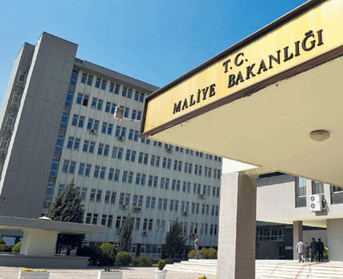Maliye Bakanlığı\'ndan \'Vergi İadesiyle Yarım Maaş\' Haberlerine Cevap