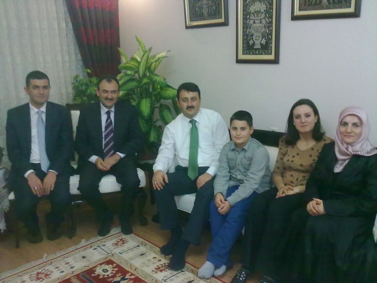 Milletvekili Gülşen\'e Evinde Ziyaret