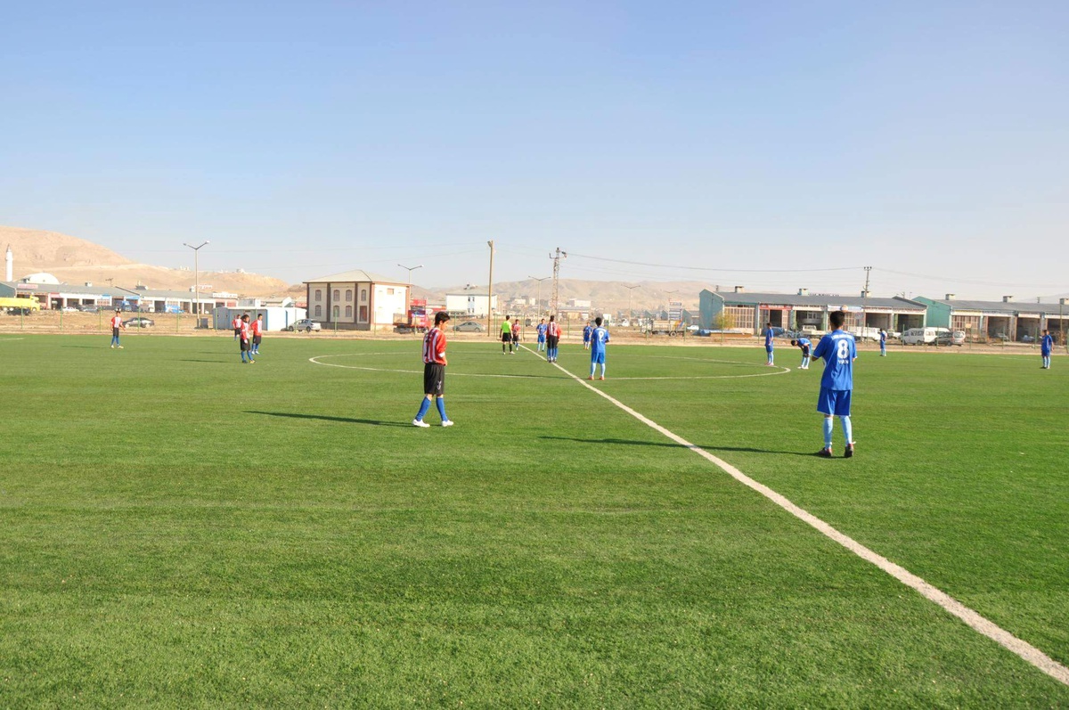 Okul Sporları Fotbol Müsabakaları ile Start Aldı