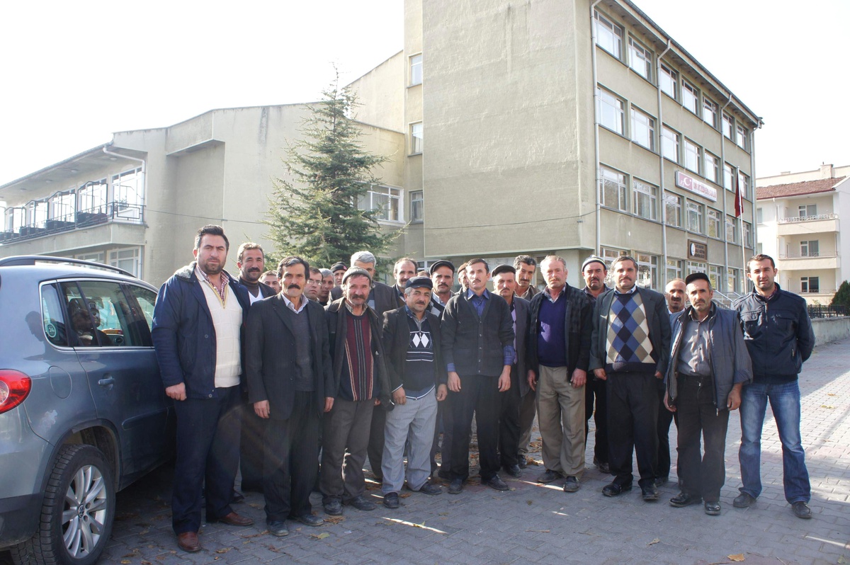 Okulun Kapanacağını Duyan Veliler Ayaklandı