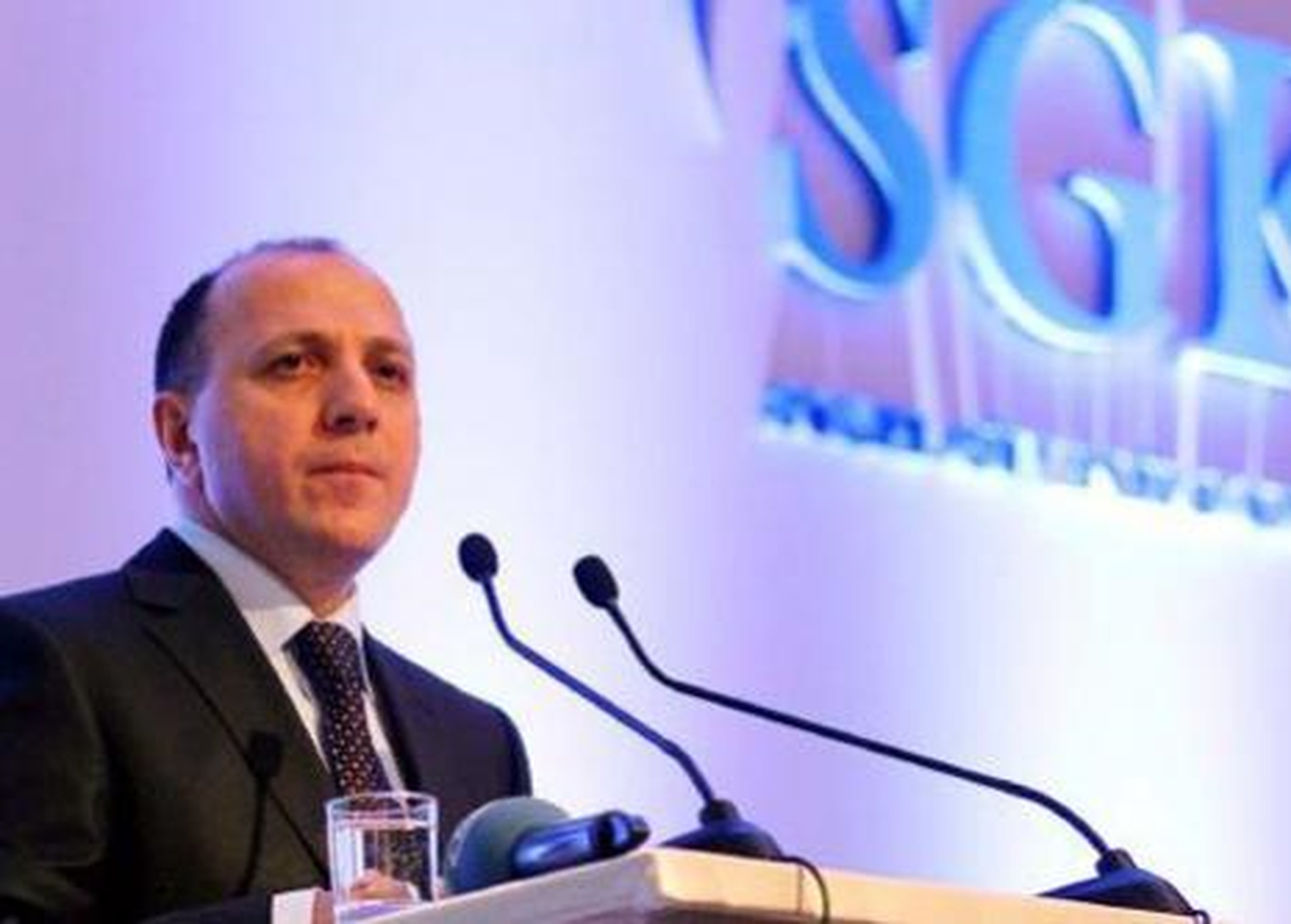 SGK Başkanı\'ndan İnanılmaz İtiraf!