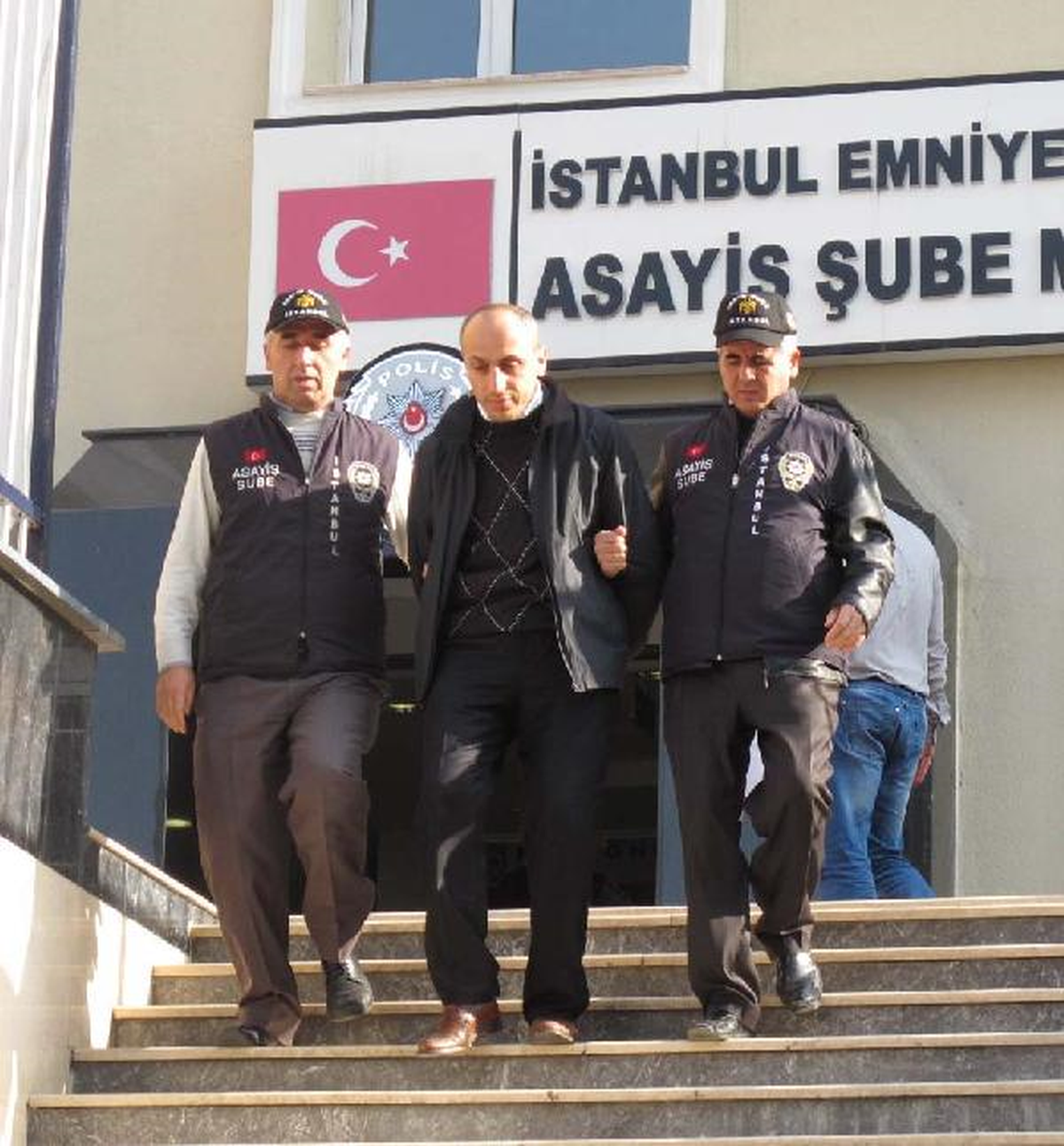 54 Ayrı Suçtan Aranan Zanlı Yakalandı