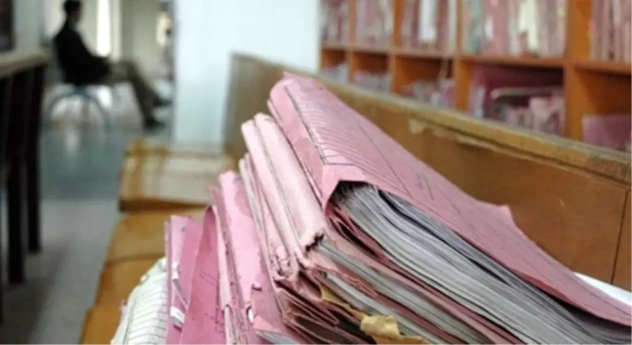 Adliyenin "Pembe" Dosyaları "Aklanıyor"