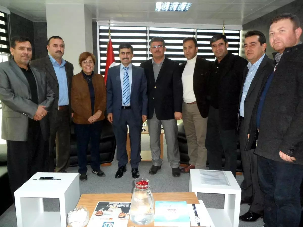 Ak Partililer, Edremitli İş Adamlarını Ziyaret Etti