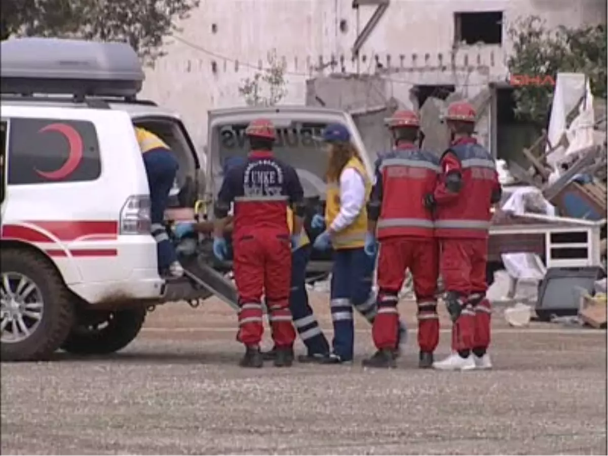Antalya Afad\'ın Afet Tatbikatı Gerçeğini Aratmadı )