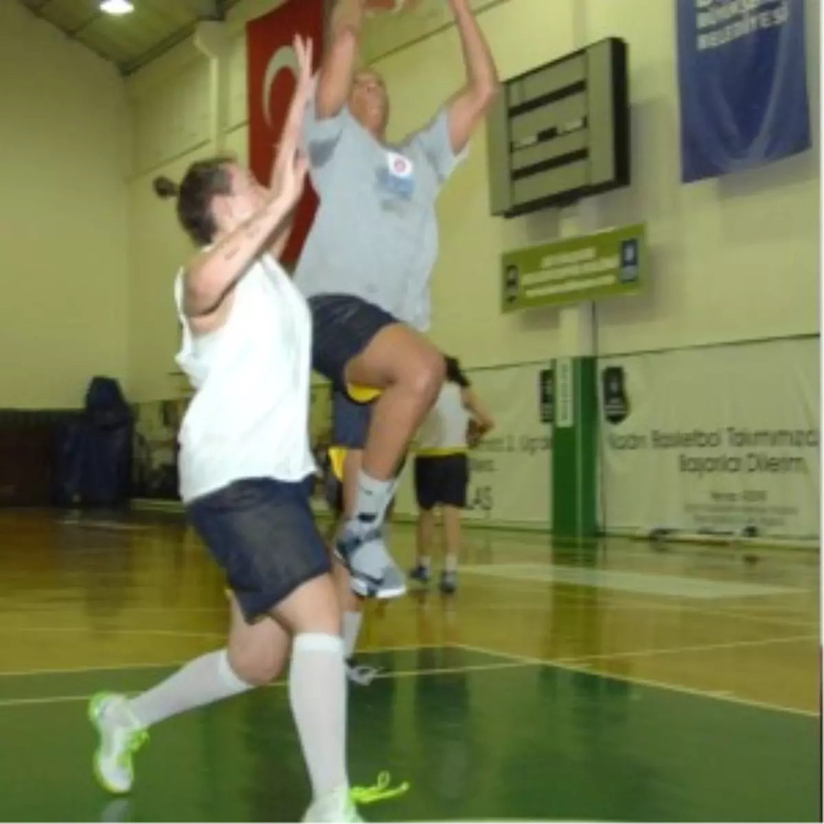 Büyükşehir\'in Perileri 7. Galibiyetin Peşinde