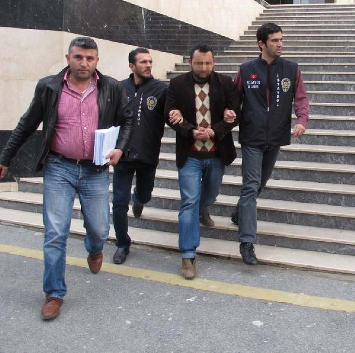 Çalıntı Otomobil Baskını