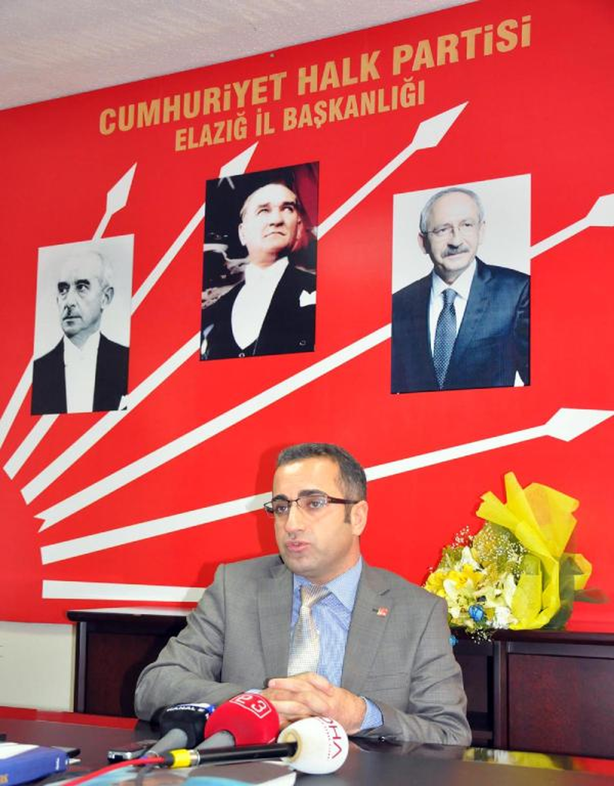Elazığ\'da CHP\'nin İl ve Merkez İlçe Teşkilatları Düştü, Seçim Sürecine Girildi