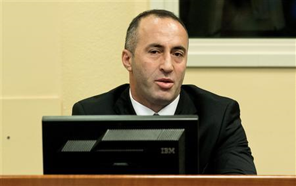 Eski Kosova Başbakanı Beraat Etti