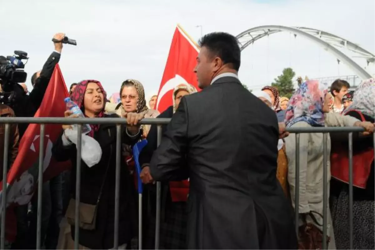 Giresun'da Çöp Tesisine Tepki Eyleminde Polisle Vatandaş Arasında Arbede Çıktı