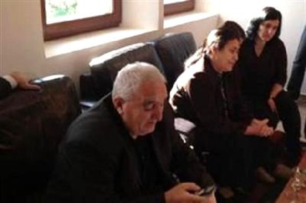 Haradınay\'ın Baba Evinde Sevinç Gözyaşları