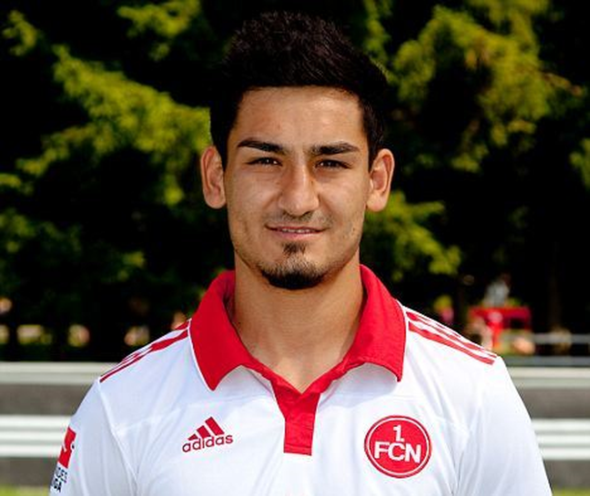 İlkay Gündoğan\'dan Dil Projesine Destek