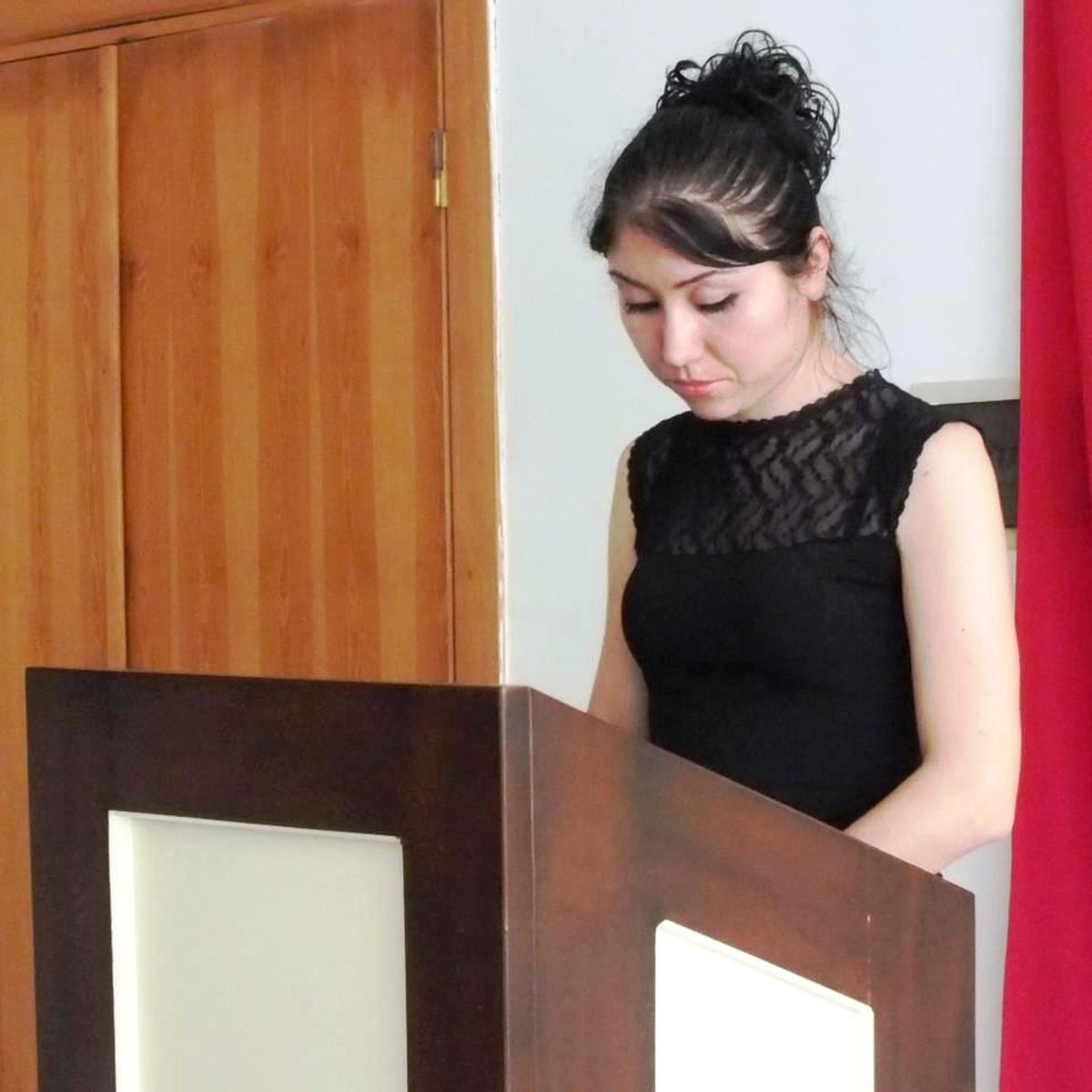 İşçi Dayanışma Derneği, Kıyafet Serbestliğine Karşı