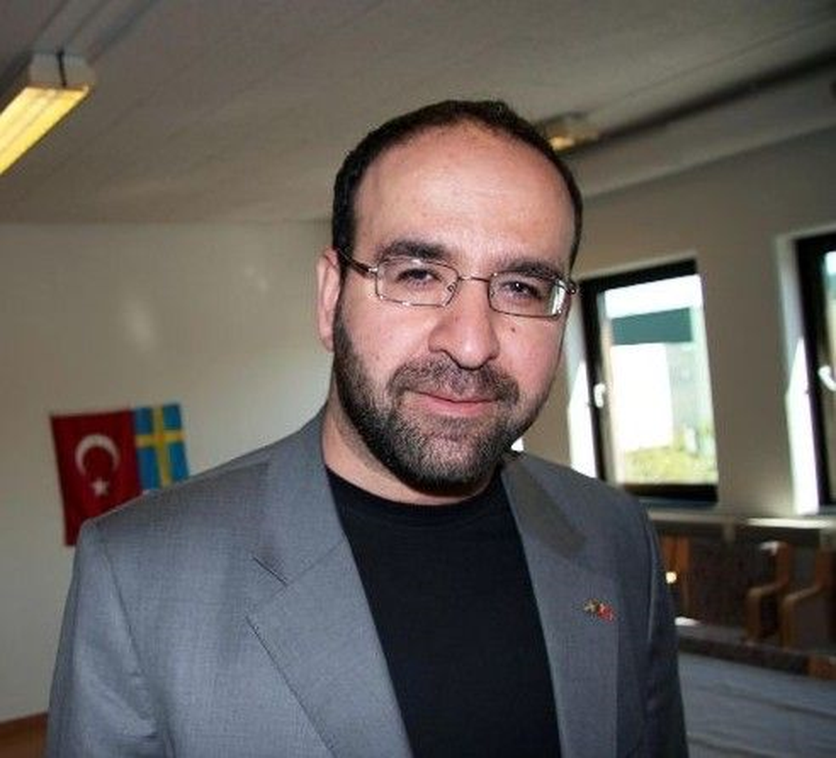 İsveç\'te Yılın Filistin Dostu Ödülü Türk Vekile Verildi
