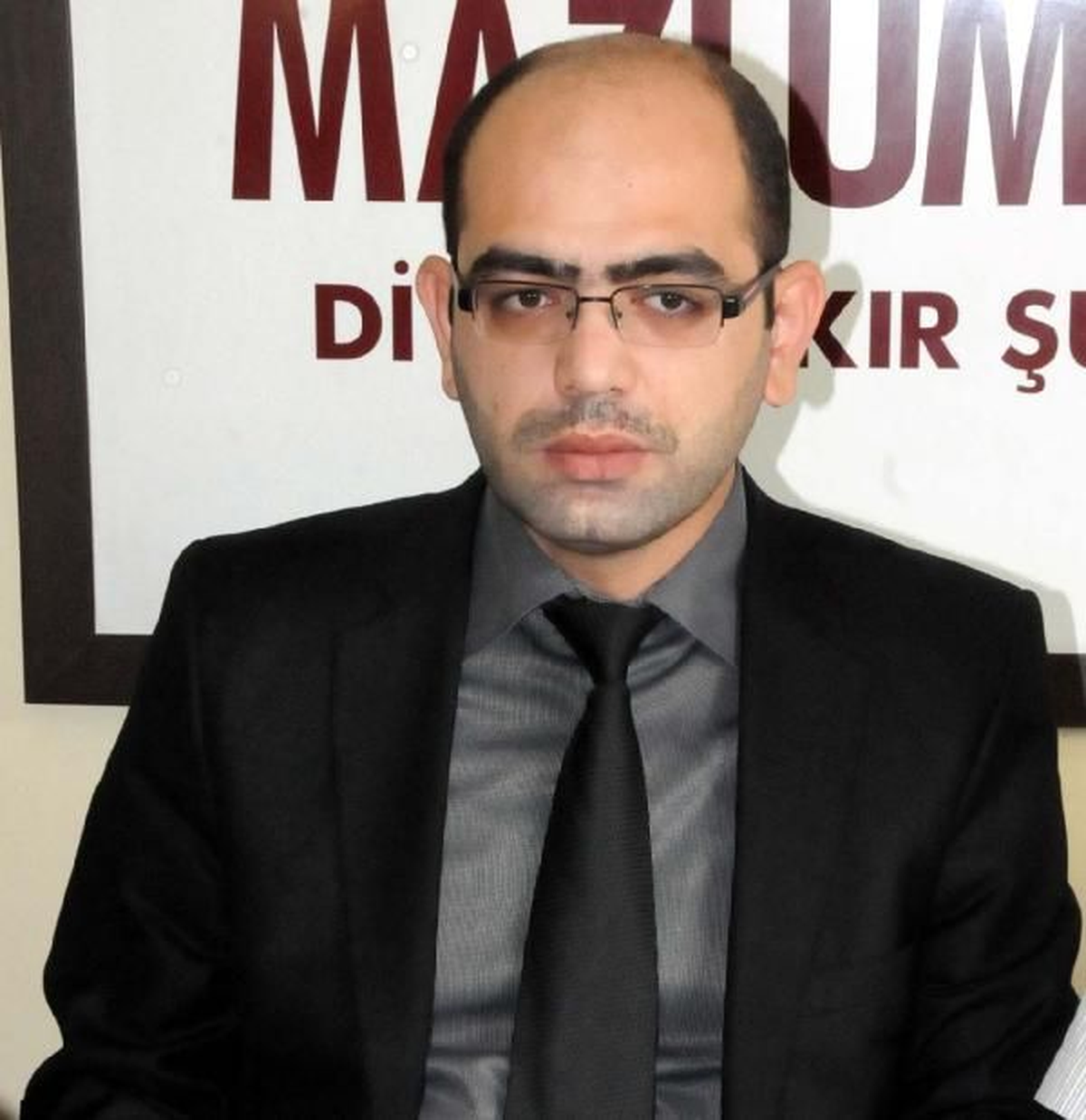 Mazlum-Der Diyarbakır Şube Yöneticisi Ülsen."Kılık Kıyafet Yönetmeliği, Hukuksuz Bir Yasağı Halen...