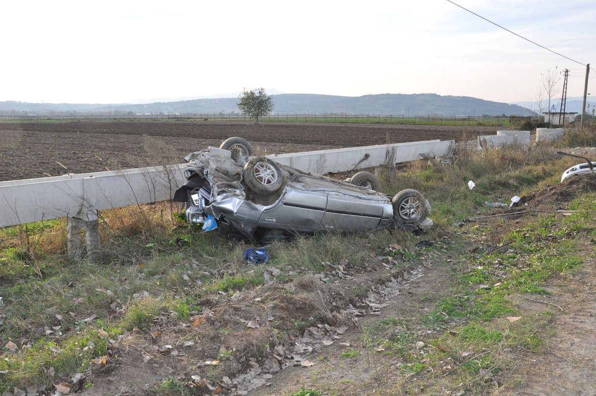 Otomobil Takla Attı: 1 Yaralı