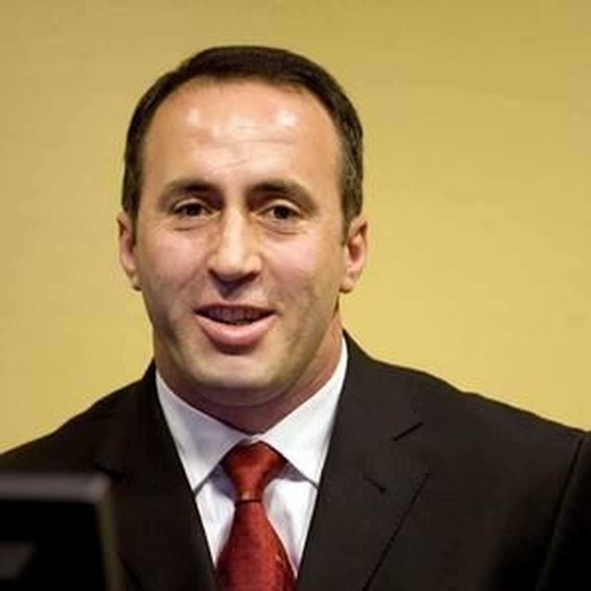 Savaş Suçları Mahkemesi\'nde Yargılanan Eski Kosova Başbakanı Haradinaj Beraat Etti