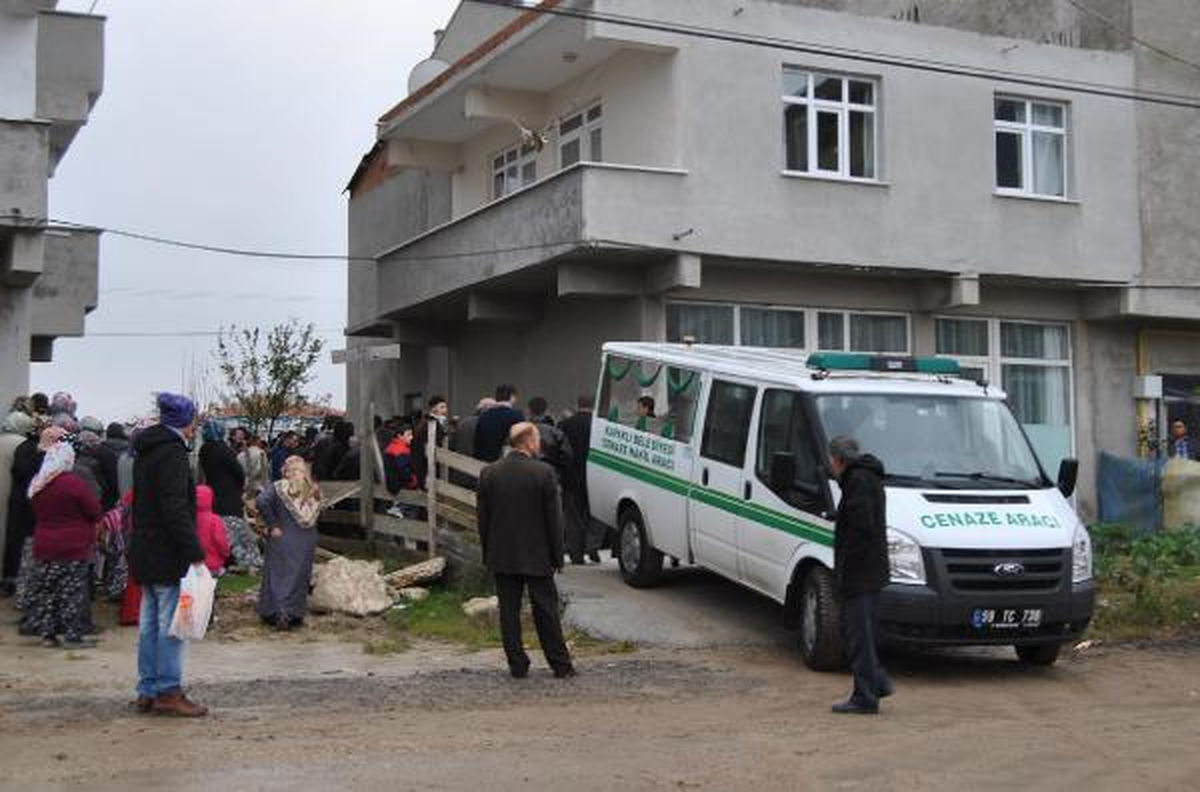 Evli Çift Kömür Sobası Kurbanı