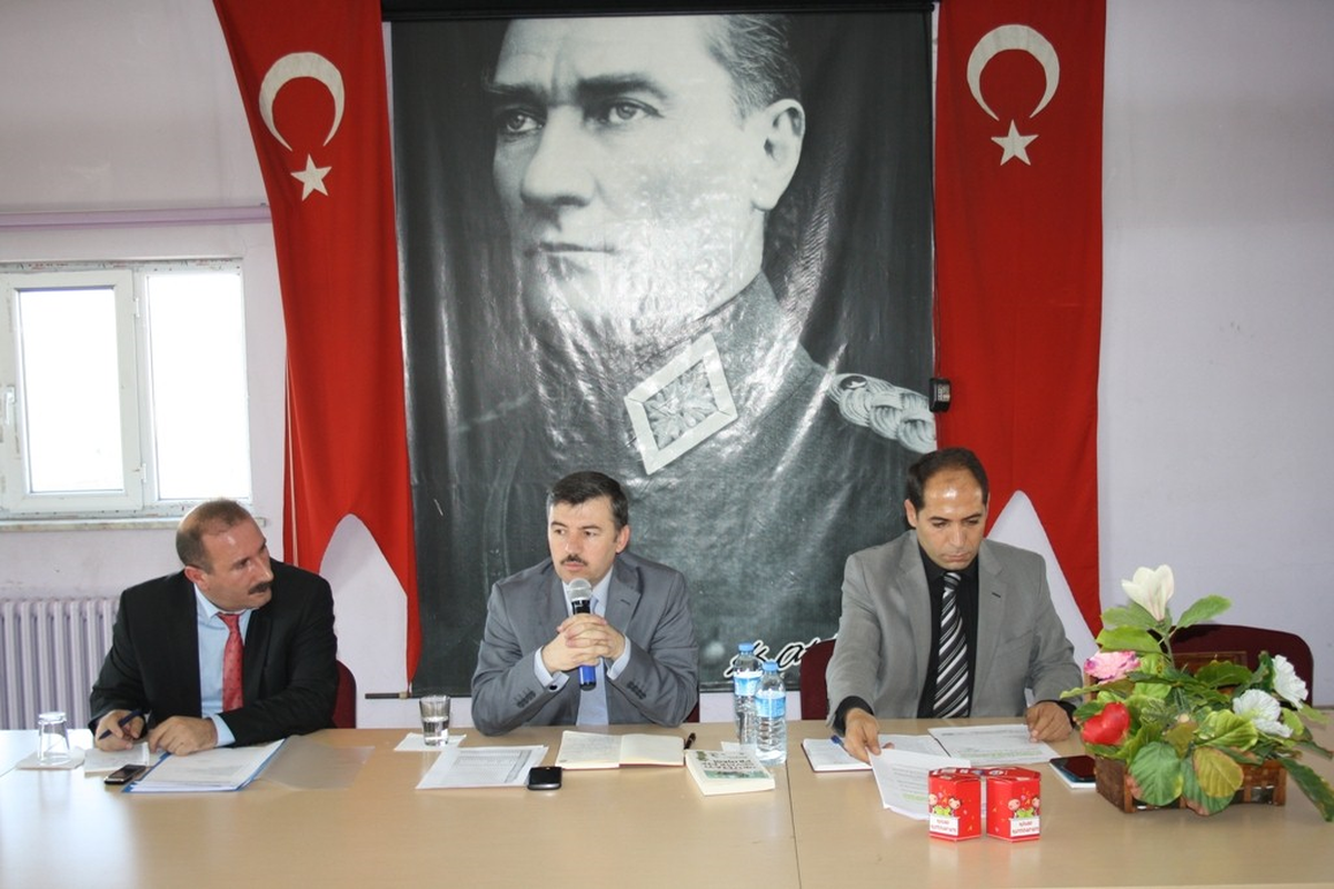 Ağrı\'da Eğitim Değerlendirme Toplantısı
