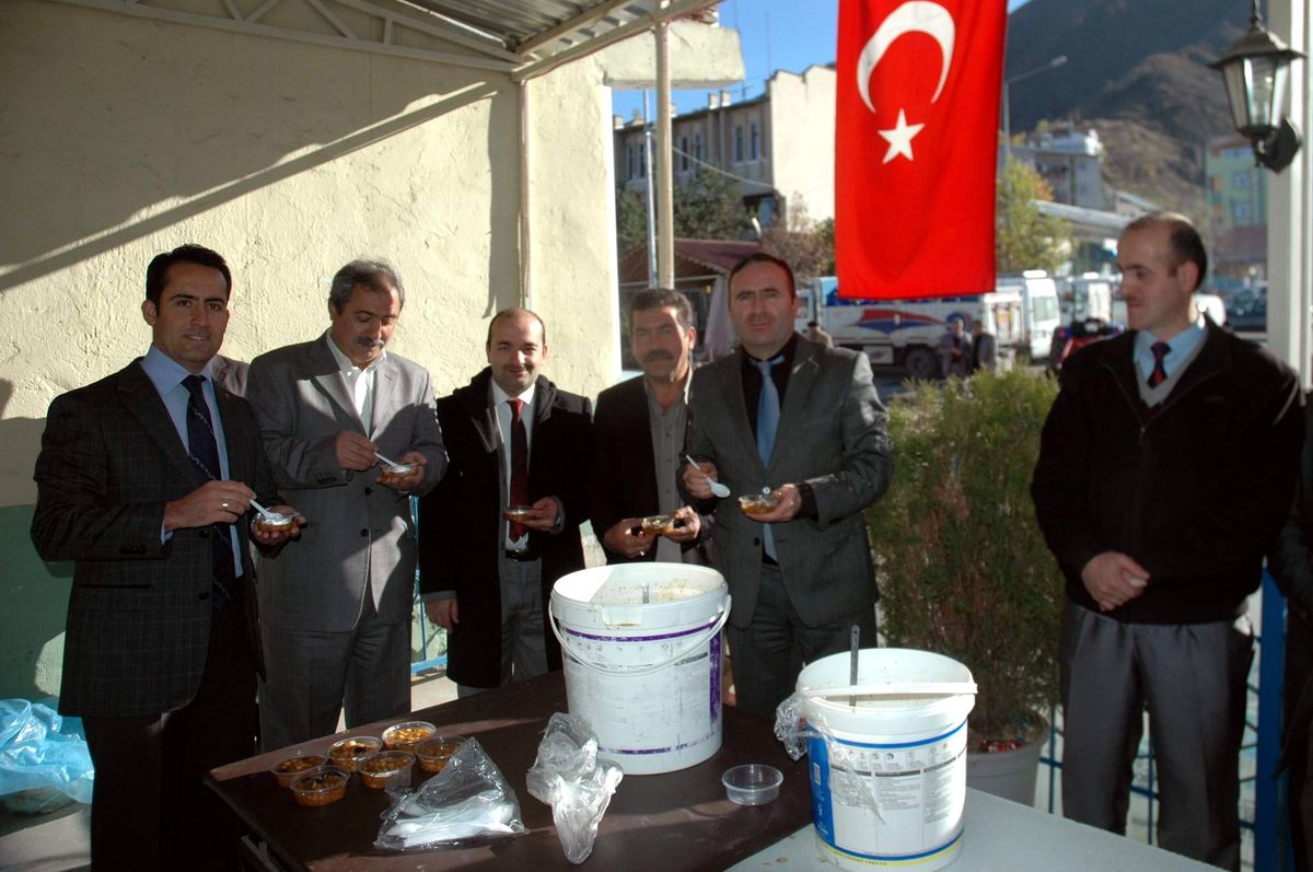Akıncılar Müftlüğü Bin Kişilik Aşure Dağıttı