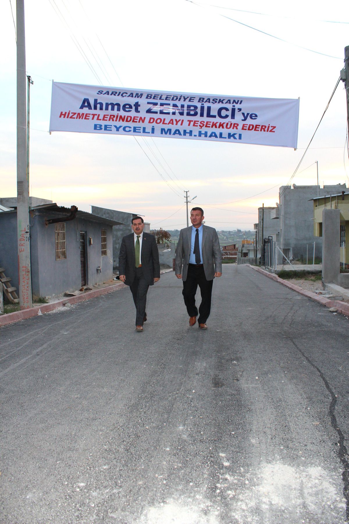 Başkan Zenbilci, Sabahın Altısında Sarıçam\'ı Geziyor