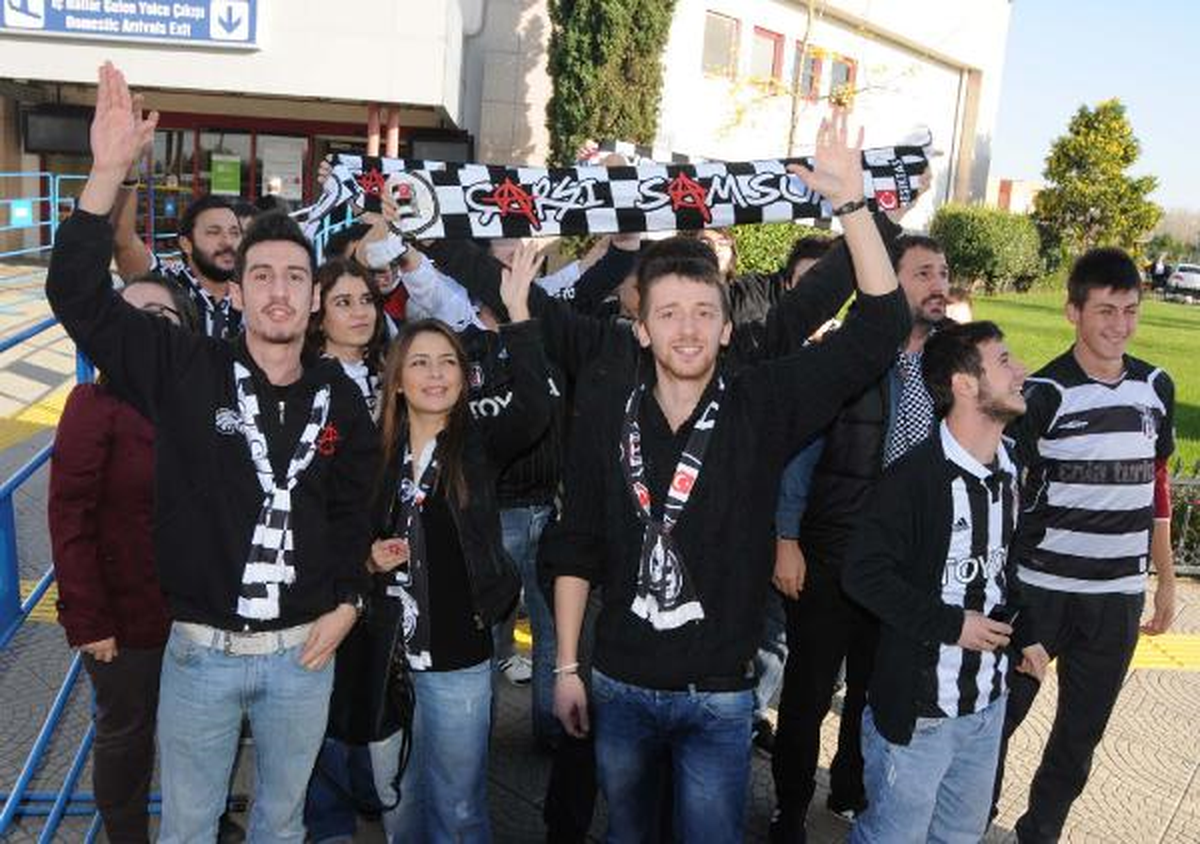 Beşiktaş\'a Ordu\'da Çiçekli Karşılama