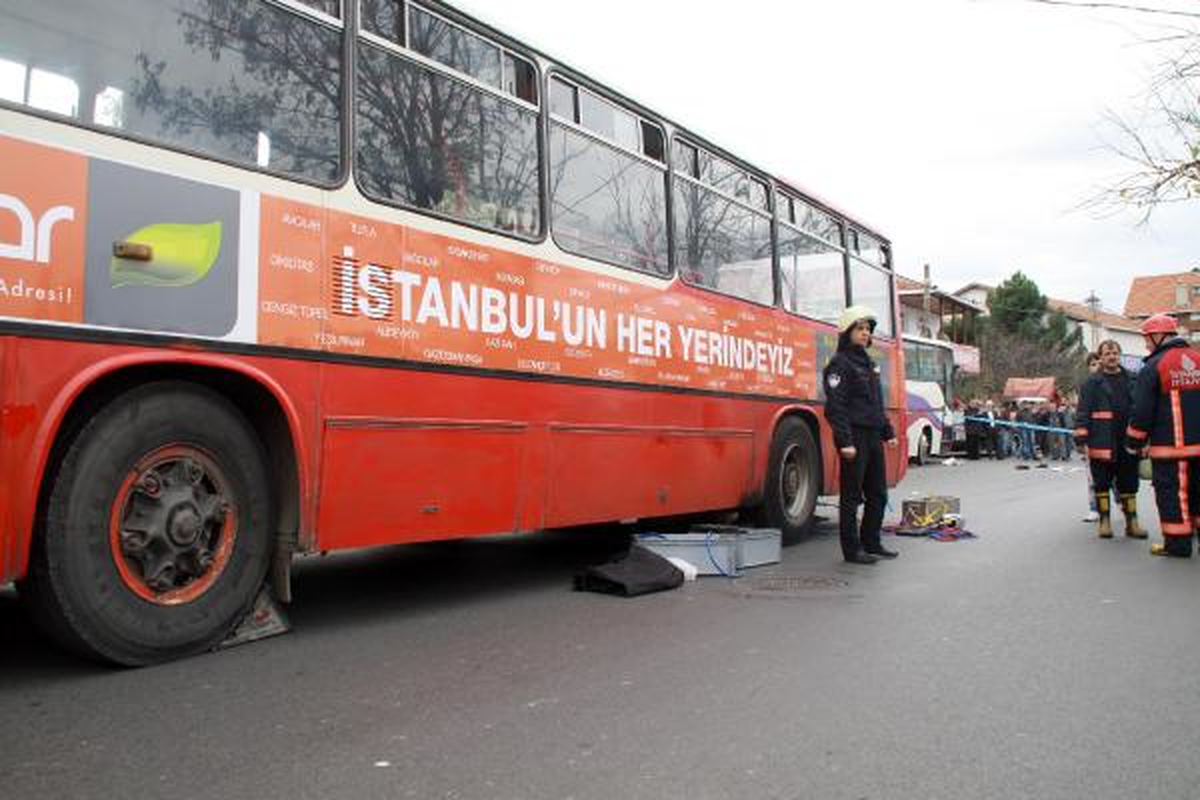 Binmek İstediği Otobüsün Altında Kaldı