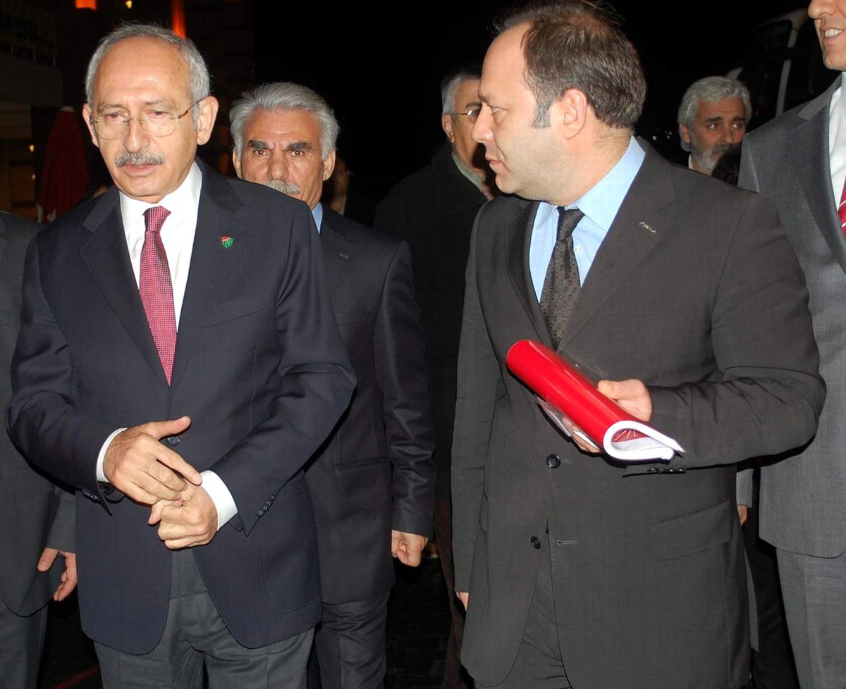 CHP Lideri Kılıçdaroğlu, Bozüyük\'te Yemek Molası Verdi