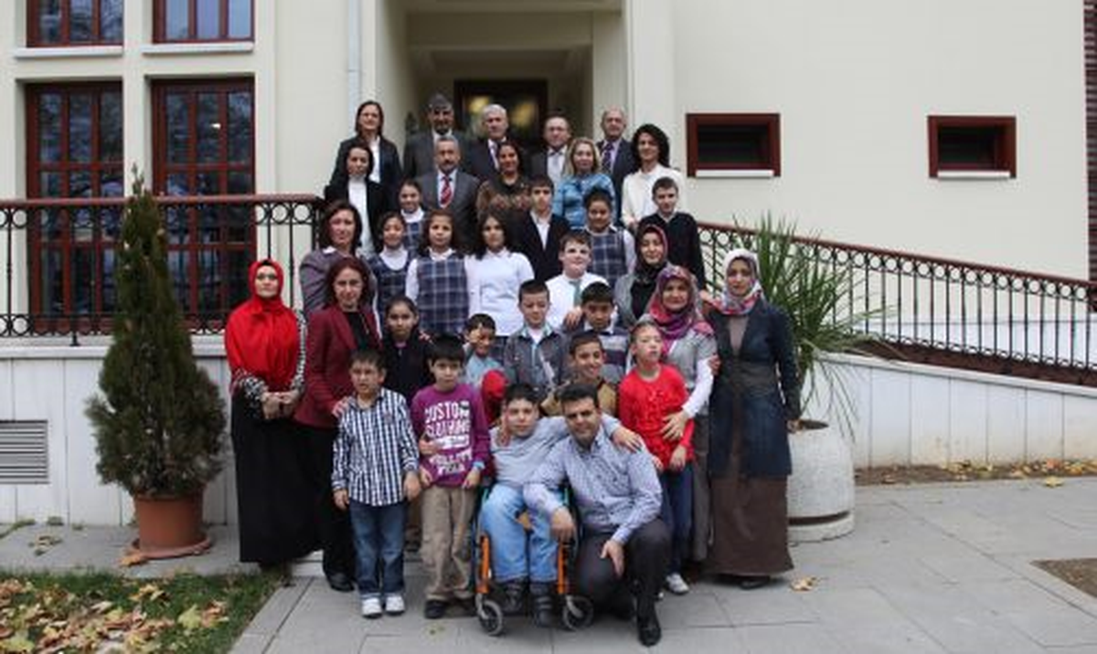 Engelli Öğrencilere \'Büyükşehir\' Morali
