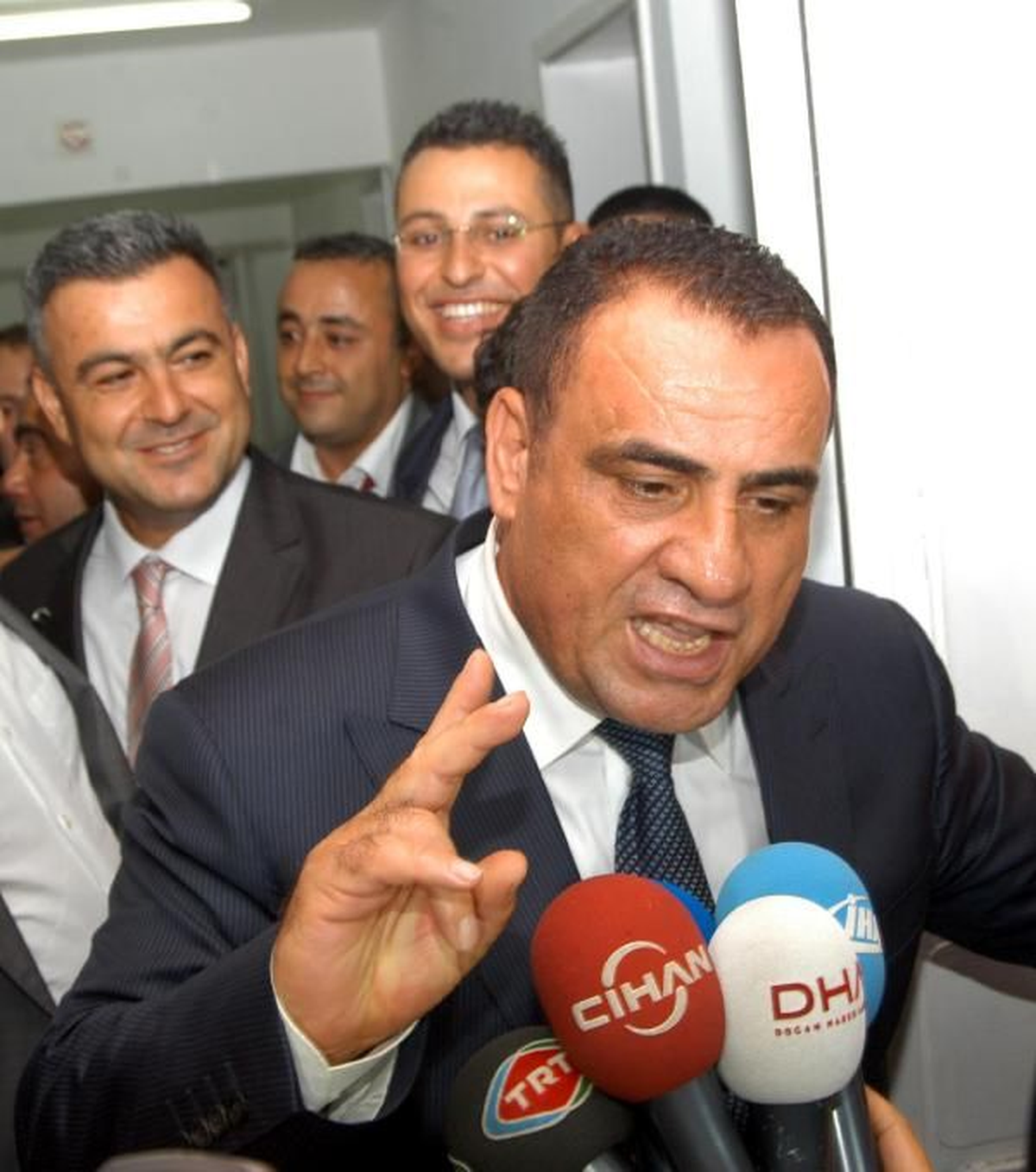 İbrahim Kızıl Sert Konuştu