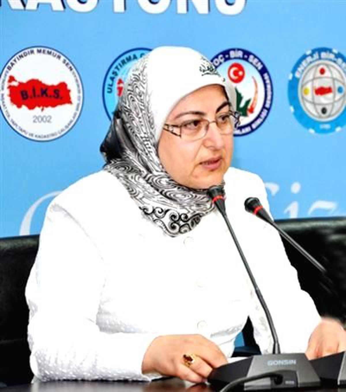 "Kamuda Başörtüsü Serbest Olmalı" Eylemi