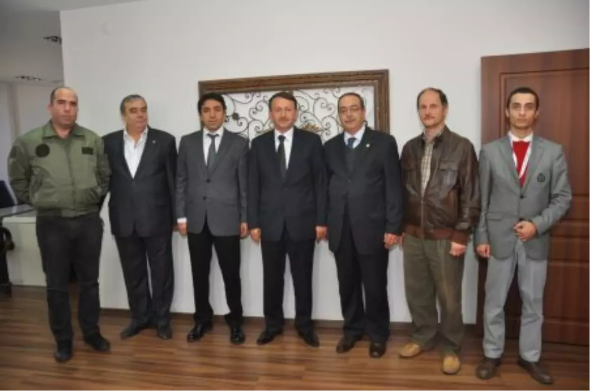 Karabalık\'ın Yoğun Ziyaretçi Trafiği