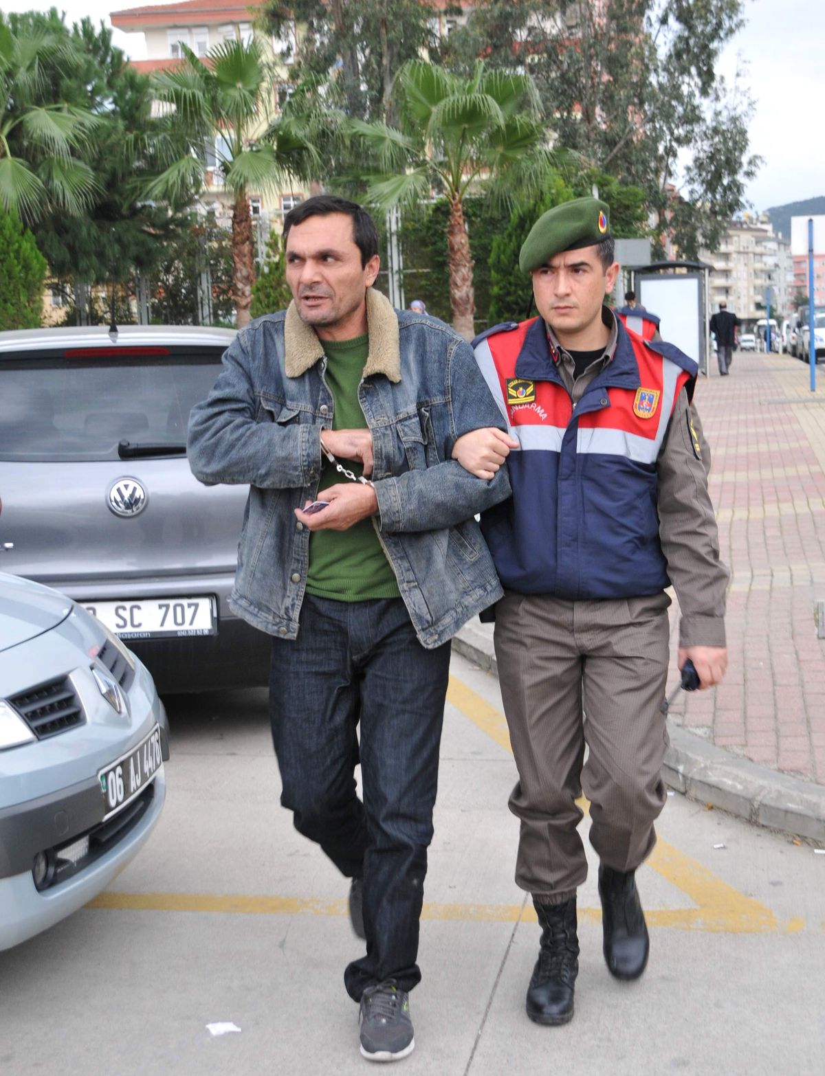 Kredi Kartlarını Kopyalayan Şahıs Tutuklandı