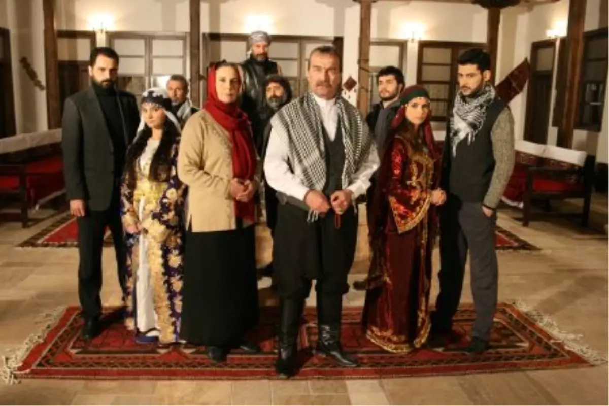 Mem, Zin\'in Aşkından Vazgeçecek mi?