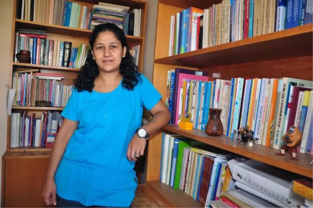 \'Öğrencilerin Giydiği Kıyafette Mutlaka Okul Arması Olmalı\'