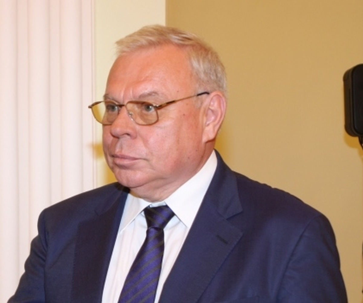 Rusya\'nın Ankara Büyükelçisi Vladimir İvanovski, Esenboğa Havalimanına İndirilen Suriye Uçağı...