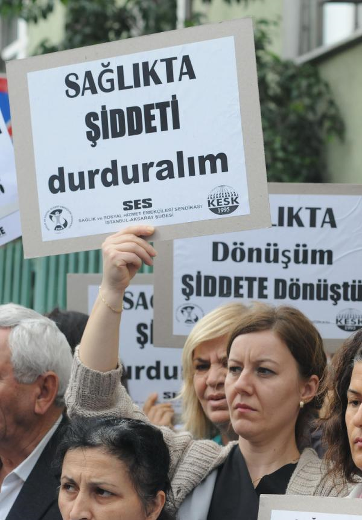 Sağlık Çalışanlarından İş ve Can Güvenliği Eylemi