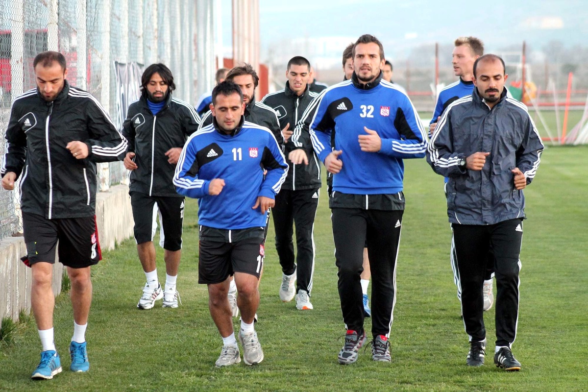Sivasspor\'da İstanbul Büyükşehir Belediyespor Maçı Hazırlıkları