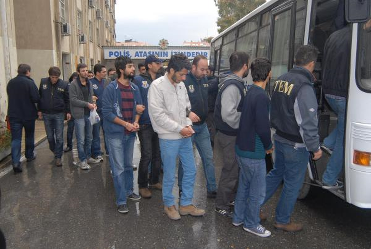 Terör Şüphelisi Üniversite Öğrencileri Adliyede
