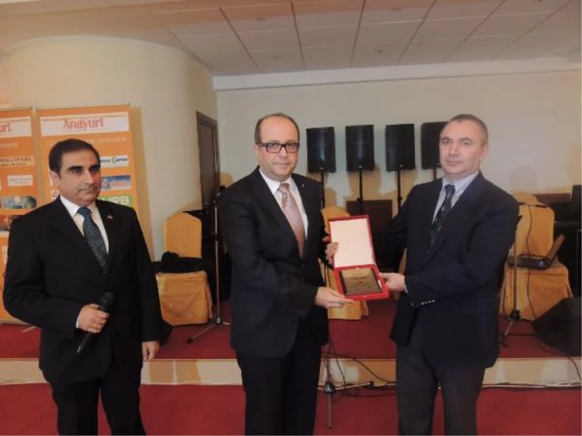 Türk Ukrayna İşadamları Derneği\'ne Romanya\'da Ödül