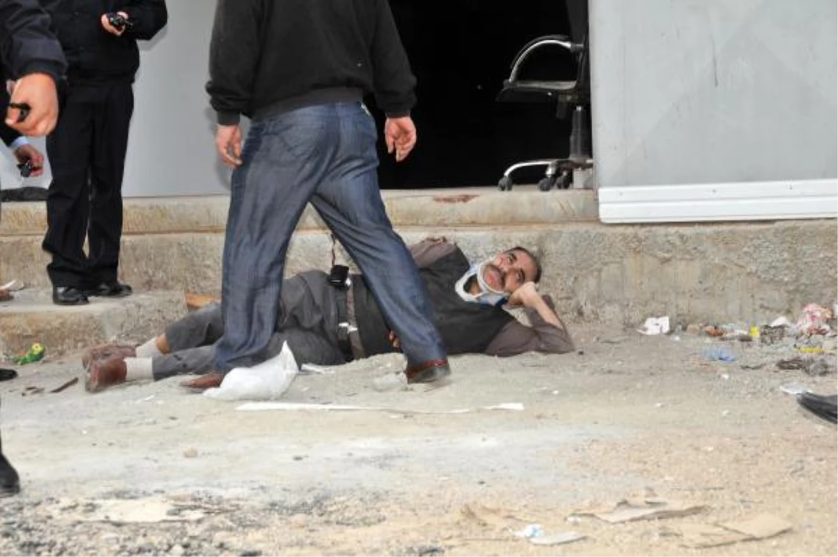 Adana\'da Silahlı Alacak Kavgası; 7 Yaralı