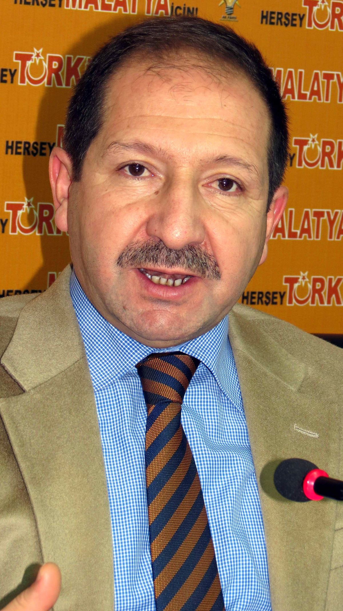 AK Parti\'de Halk Günü