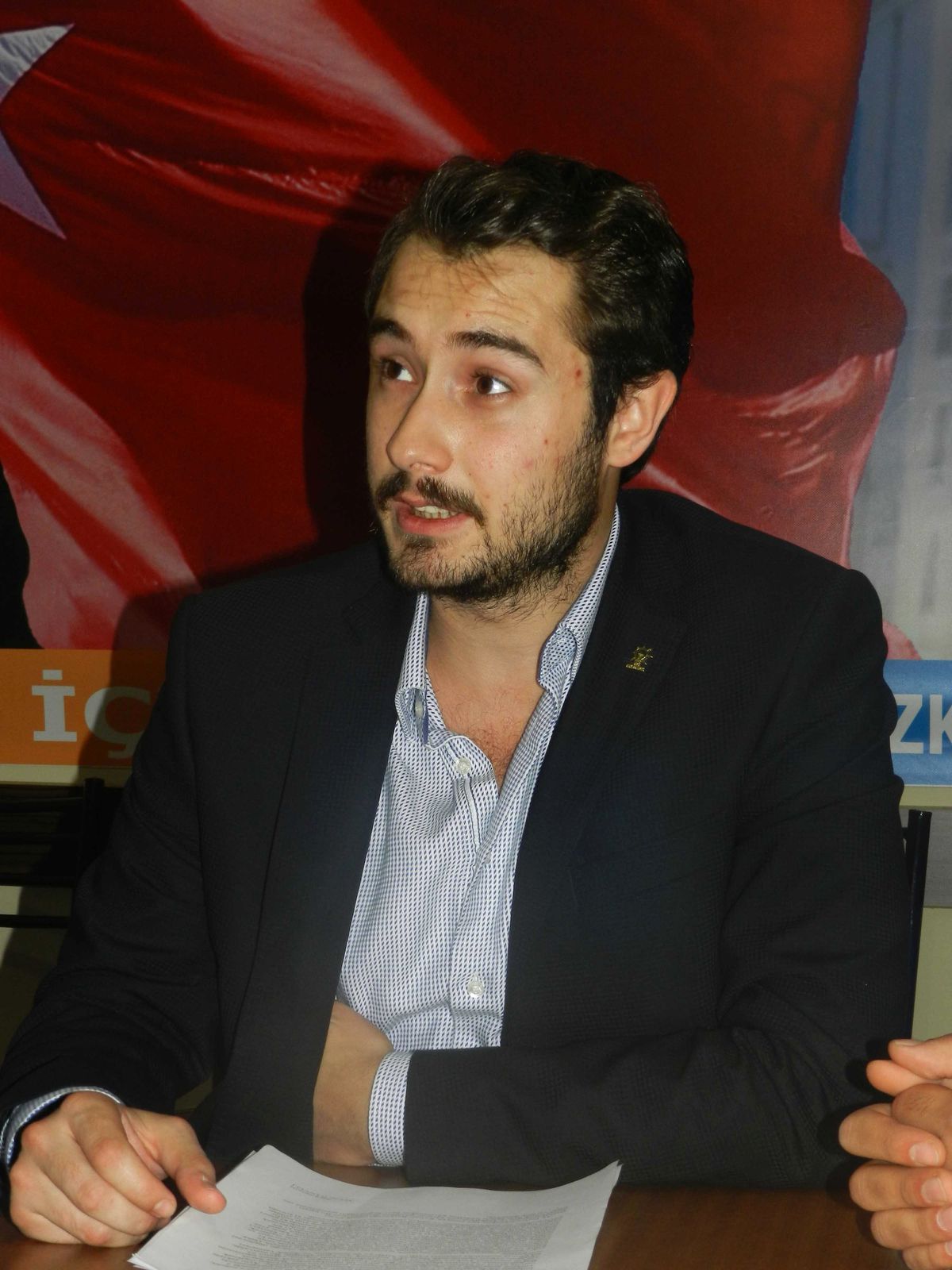 Ak Partili Gençler Şikayet Dinleyecek