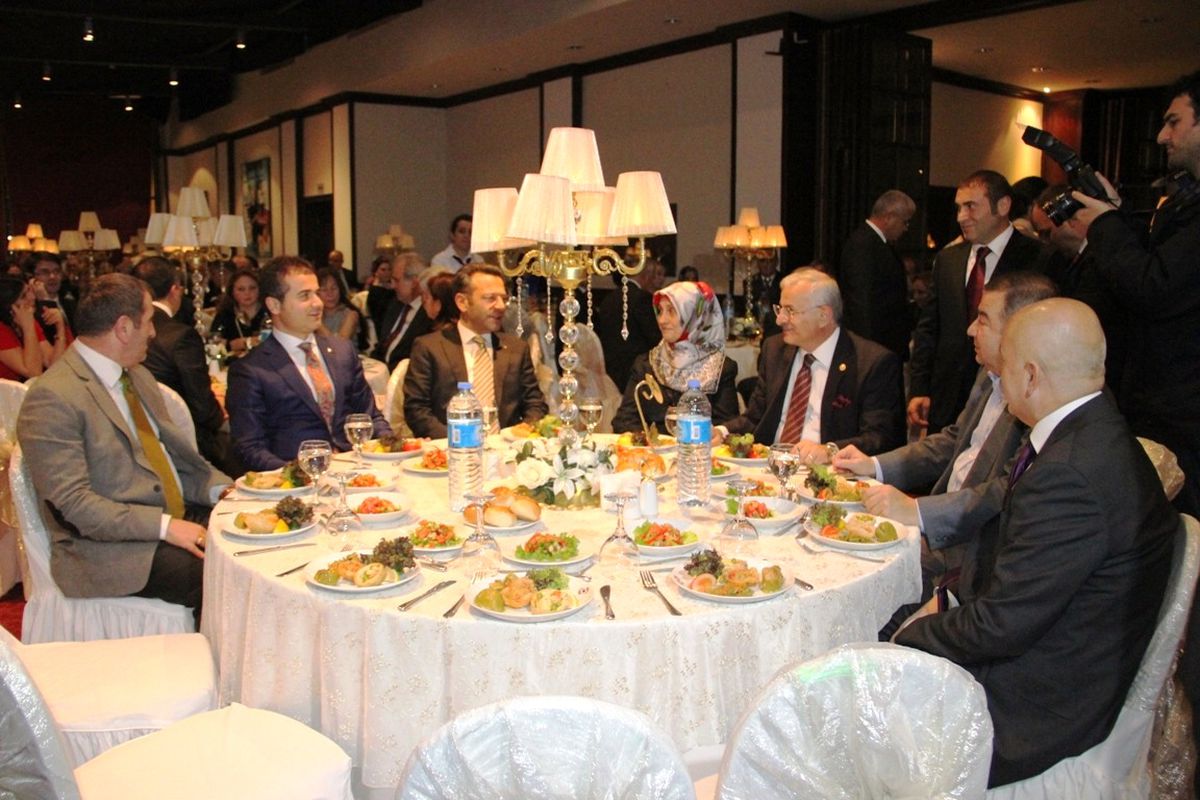 Bakan Kılıç, Samsun\'da Düğüne Katıldı
