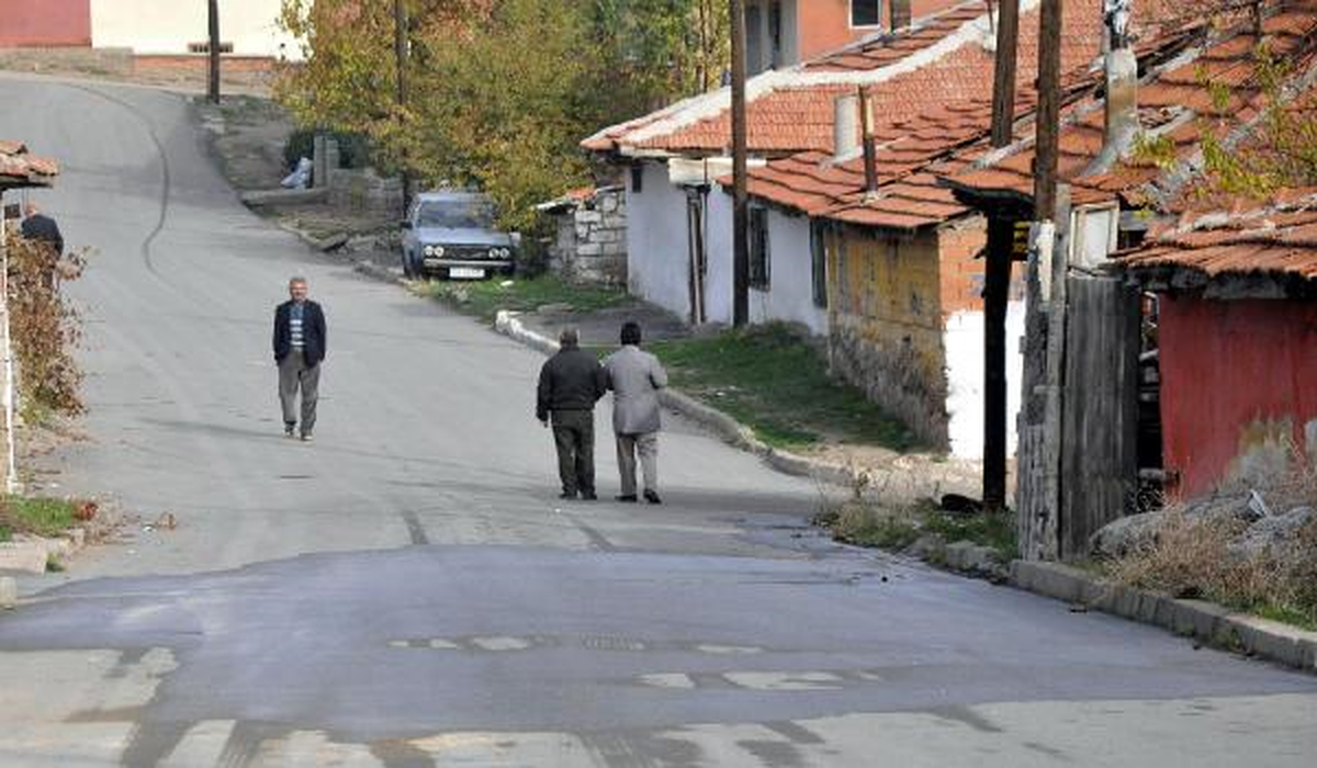 Boğazı Kesilen Garson Öldü