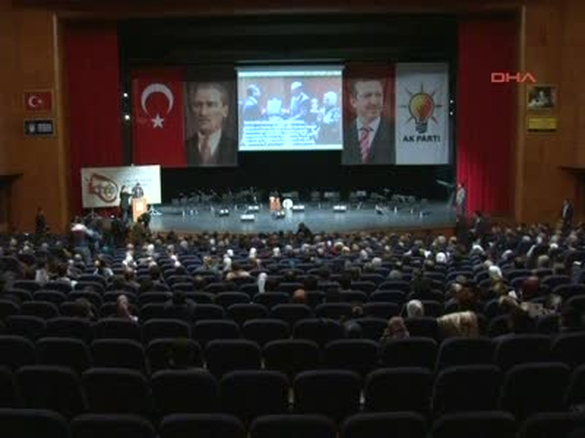 Bursa Bülent Arınç Itri\'yi Anma Gecesine Katıldı