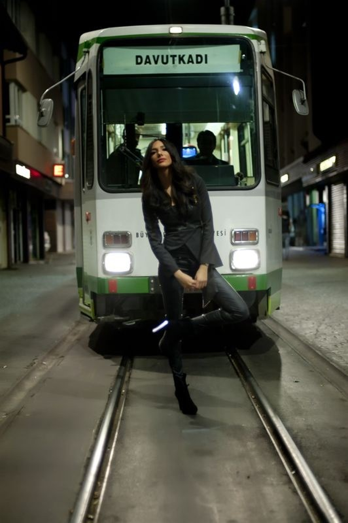 Bursa\'nın \'İstiklal\'i Moda Çekimlerinin Merkezi Oldu
